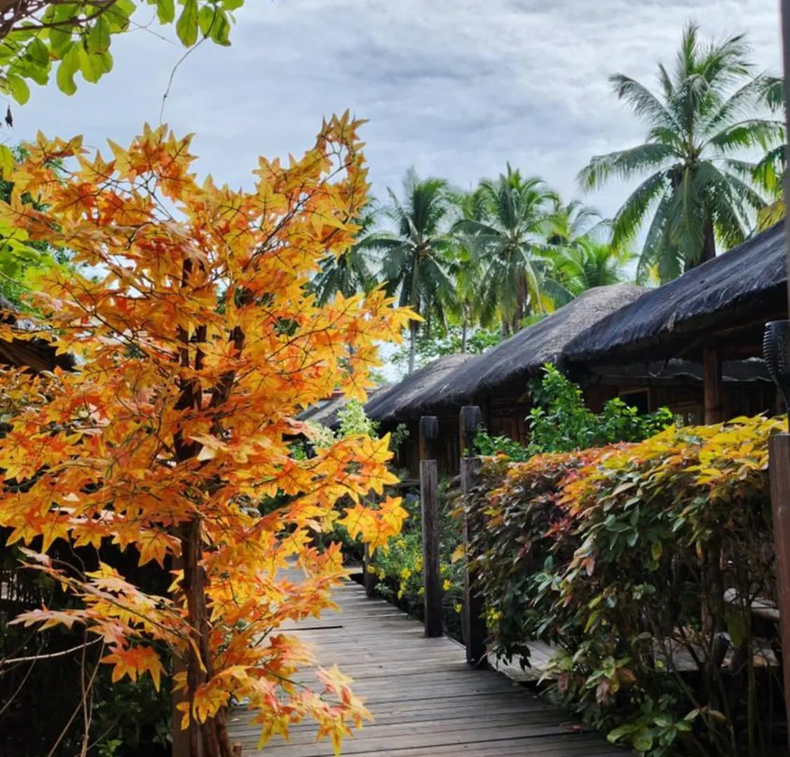 Gem Crystal Water Resort Santa Cruz